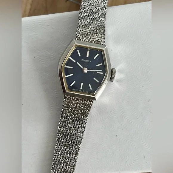Seiko | Accessories | Seiko Ladies Watch Rare Vintage  display picture 3